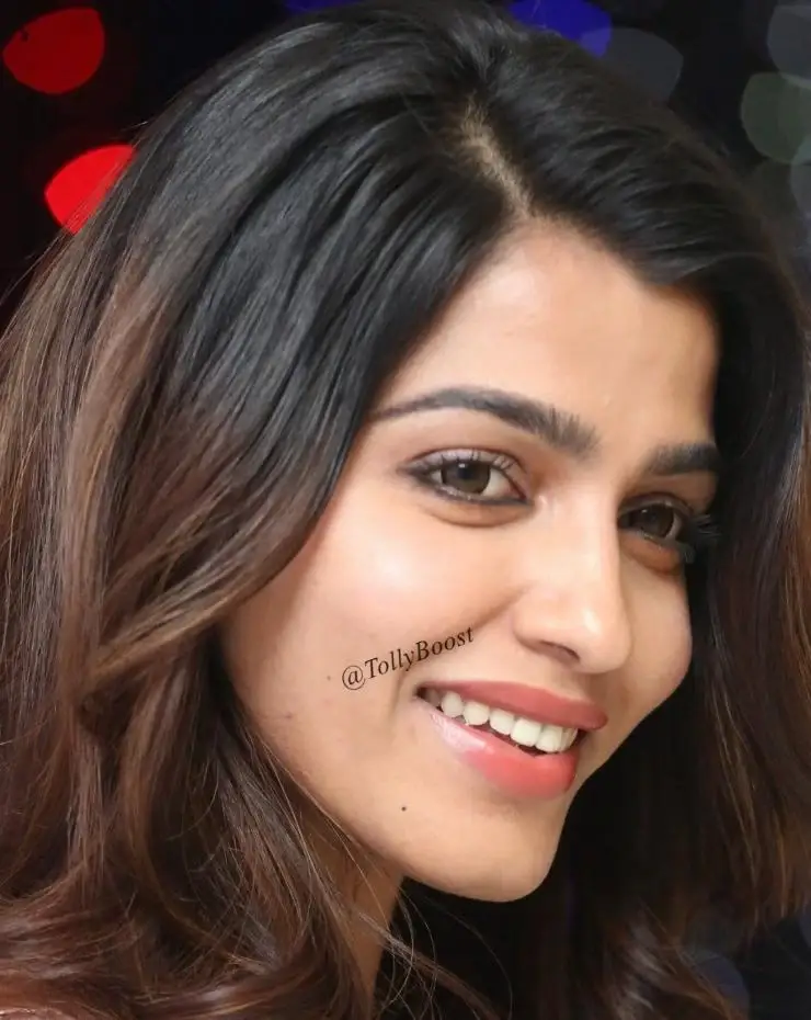 Indian Model Sai Dhanshika Face Closeup Gallery